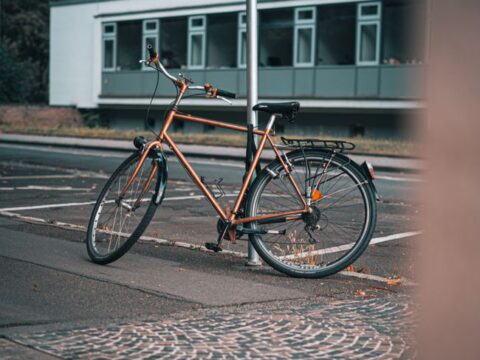 Hybrid City Bicycle — 21 Gear, 26 inch
