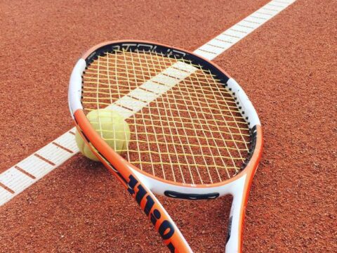 Tennis Racket + Protective Cover — Grip 3