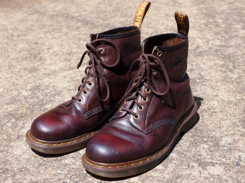 Thrifting Doc Martens - Guide (Made in England, Models & Value)