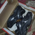 Nike v4rnr sneaker uk7.5