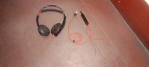 Usb Wired Headphones with mic and controls for laptops