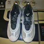 Adidas OZ adiPRENE Sneakers – Almost New | Size US 8