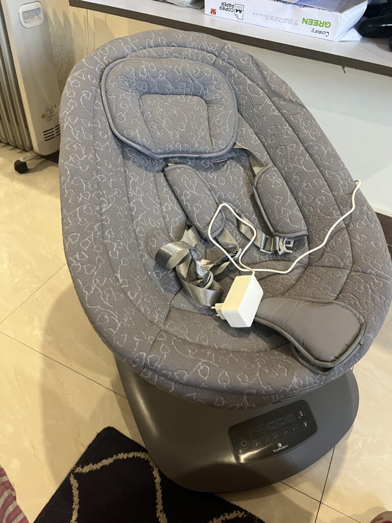 Electric baby rocker